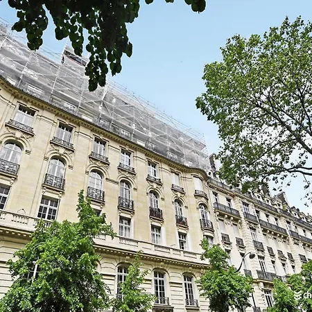 Studette View Of The Eiffel Tower Victor Hugo 2 -bail Mobilite Apartment *
